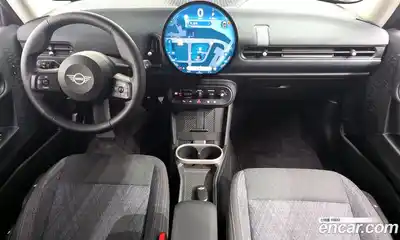 Mini Cooper 2025 2.0 Автомат в Москве № 492648, миниатюра 7