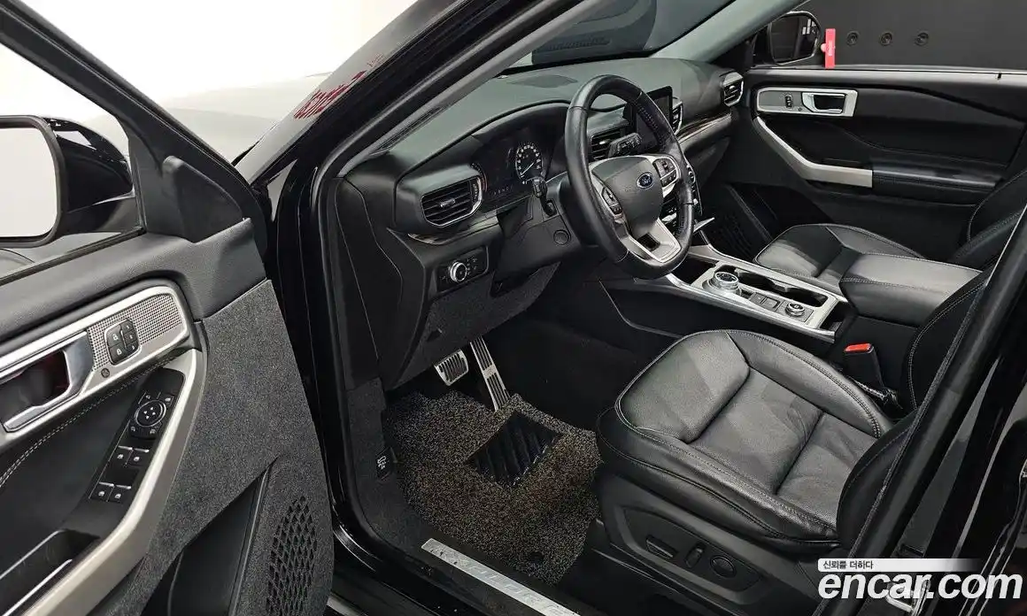 Ford Explorer 2021 2.3 Автомат в Москве № 492934, фото 11