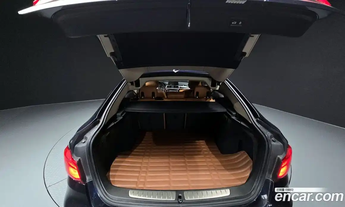 BMW Gran Turismo 2018 2.0 Автомат в Москве № 493358, фото 20