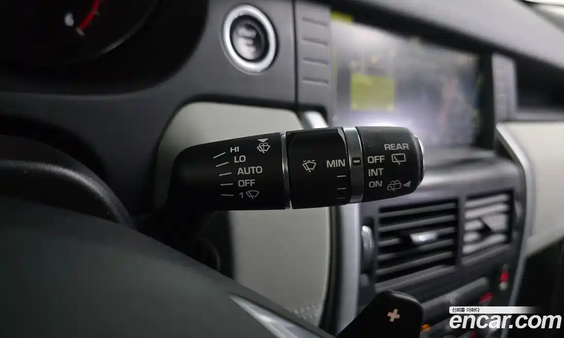 Land Rover Discovery Sport 2017 2.0 Автомат в Москве № 493444, фото 19