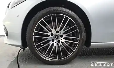 Mercedes-Benz C-Class 2022 2.0 Автомат в Москве № 494257, миниатюра 4