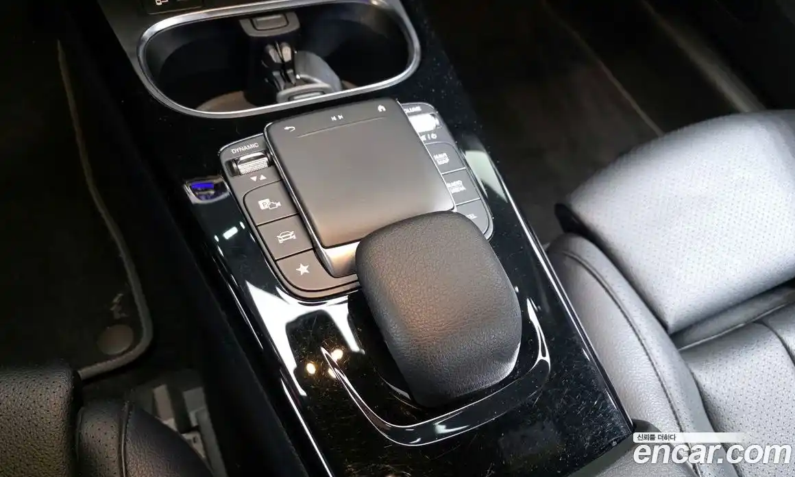 Mercedes-Benz A-Class 2021 2.0 Автомат в Москве № 495049, фото 13