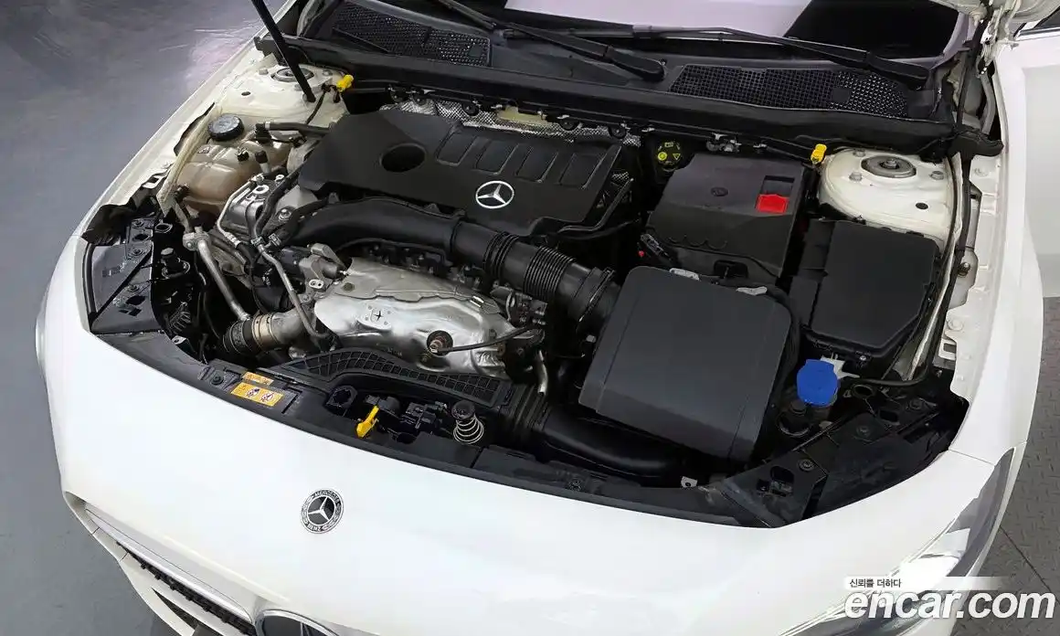 Mercedes-Benz A-Class 2021 2.0 Автомат в Москве № 495049, фото 5