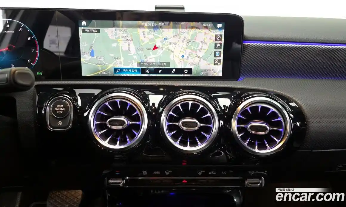 Mercedes-Benz A-Class 2021 2.0 Автомат в Москве № 495049, фото 8