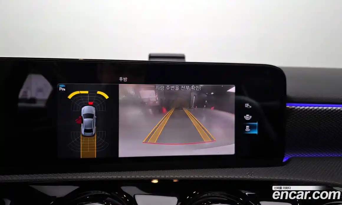 Mercedes-Benz A-Class 2021 2.0 Автомат в Москве № 495049, фото 9