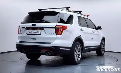 Ford Explorer 2018 2.3 Автомат в Москве № 495343, миниатюра 2