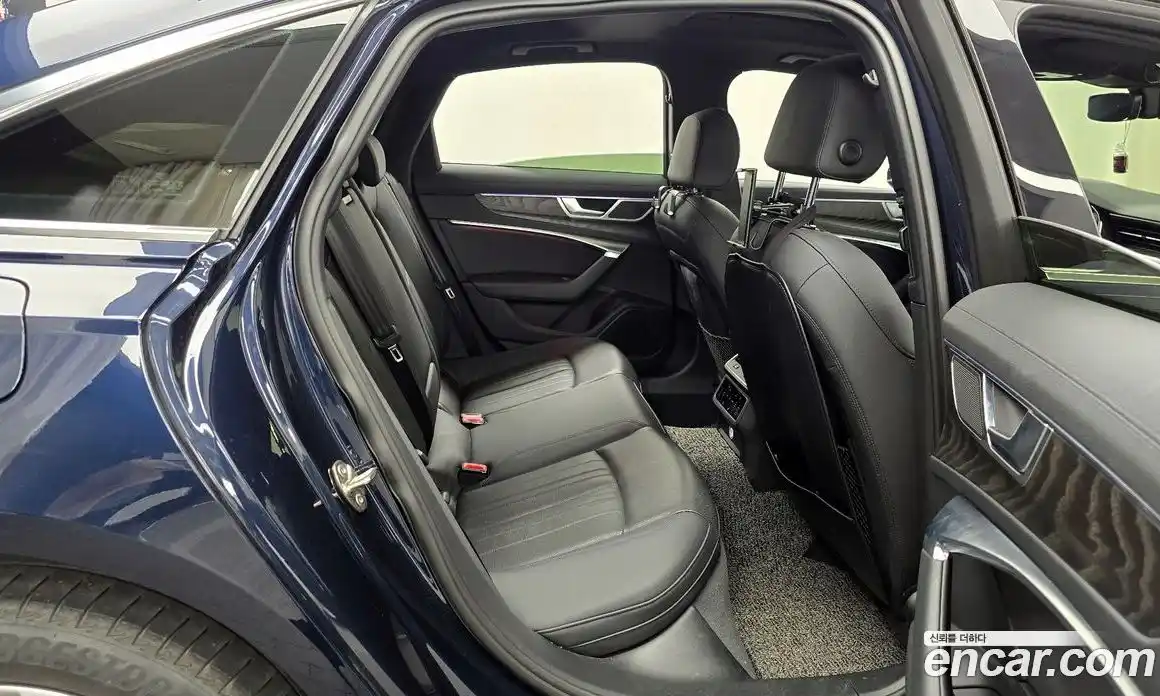 Audi A6 2020 2.0 Автомат в Москве № 496434, фото 12