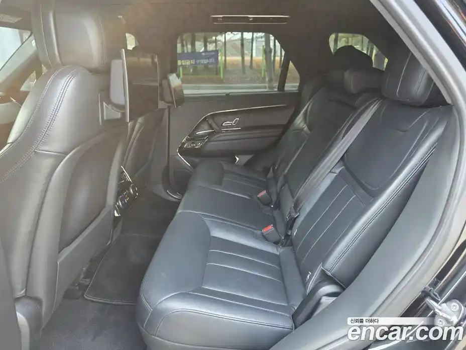 Land Rover Range-Rover Sport 2023 3.0 Автомат в Москве № 496770, фото 10