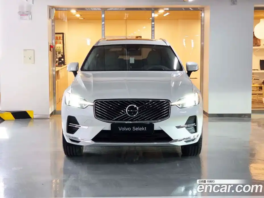 Volvo XC60 2026 2.0 Автомат в Москве № 497820, фото 3