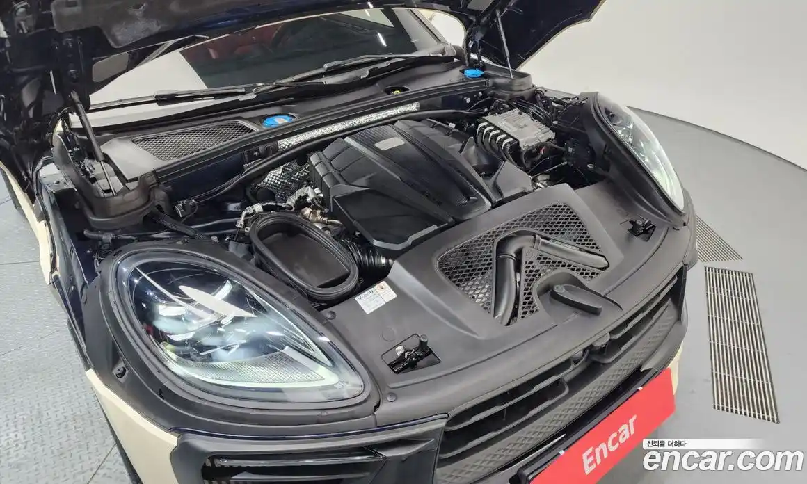 Porsche Macan 2022 2.9 Автомат в Москве № 498056, фото 6