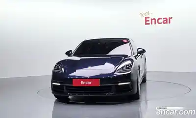 Porsche Panamera 2018 3.0 Автомат в Москве № 498293, миниатюра 3