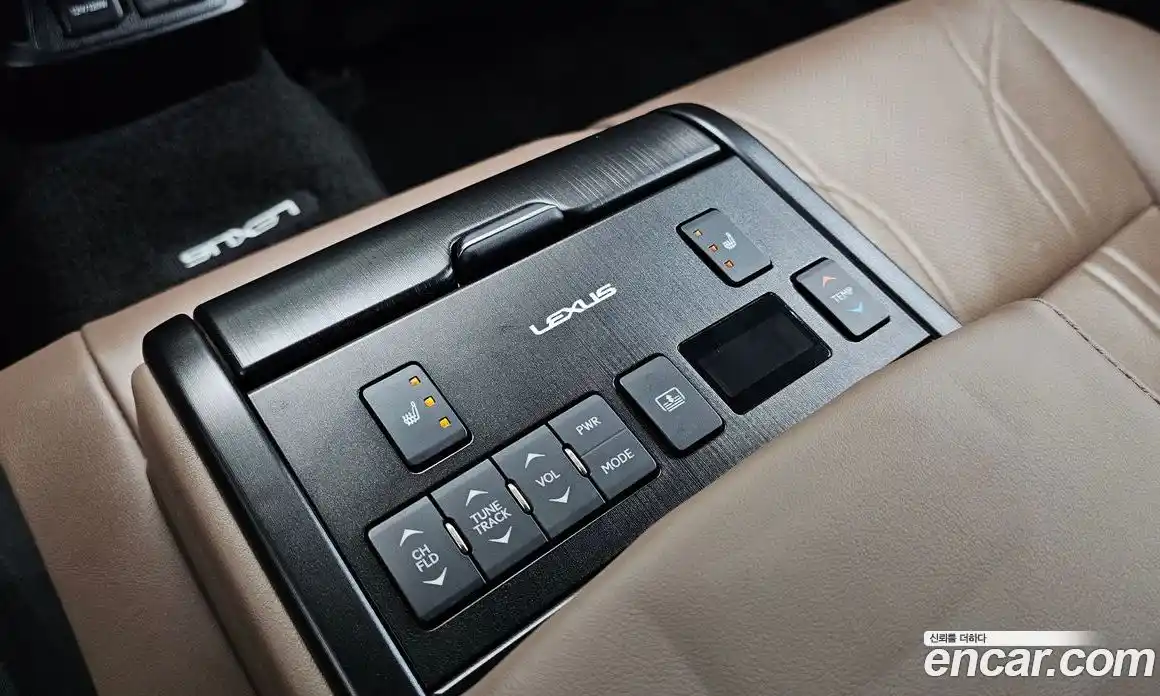 Lexus ES 2023 2.5 Автомат в Москве № 499592, фото 18
