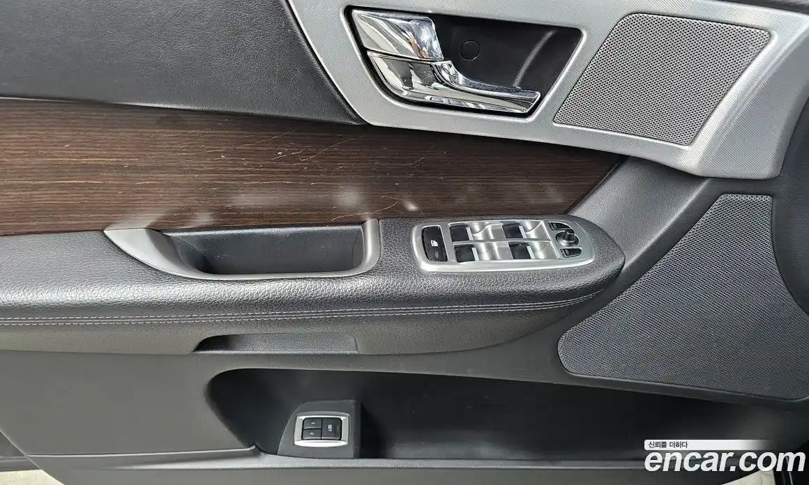 Jaguar XF 2012 2.2 Автомат в Москве № 500311, фото 14