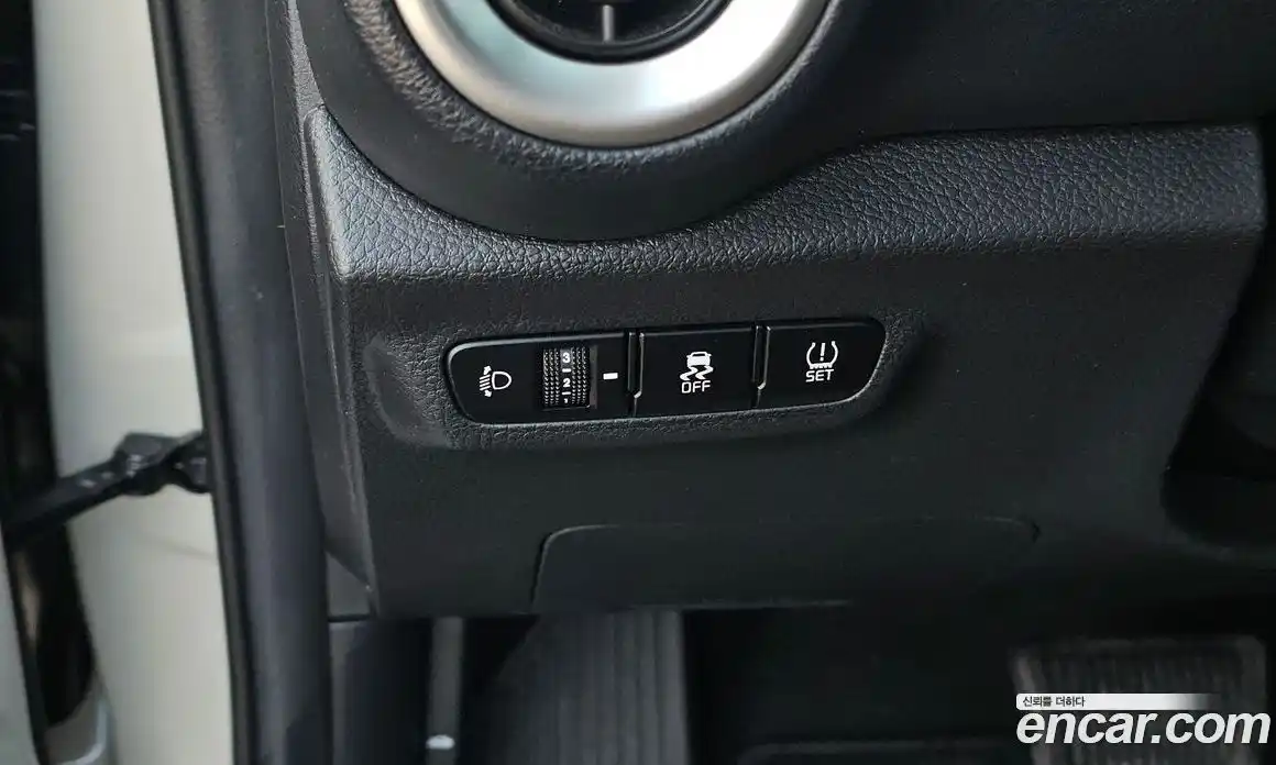 Kia Morning 2024 1.0 Автомат в Москве № 50833, фото 3