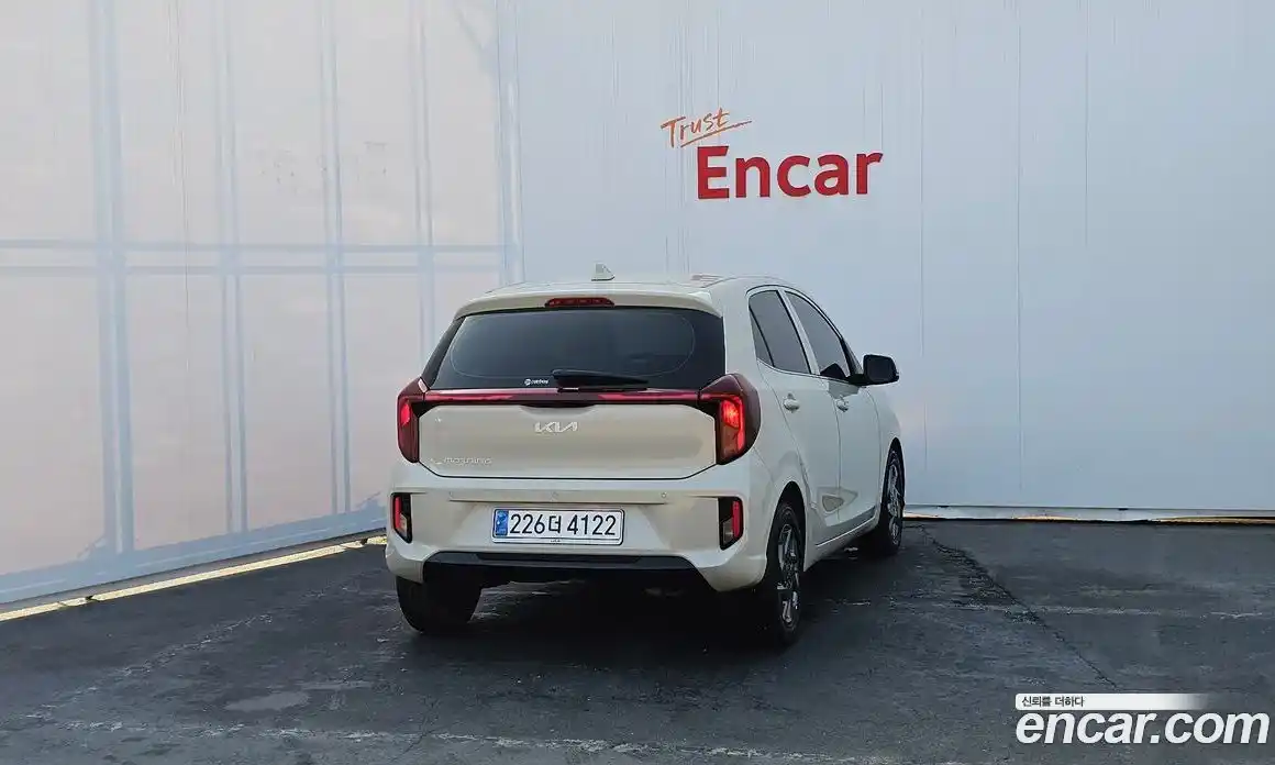 Kia Morning 2024 1.0 Автомат в Москве № 50833, фото 6