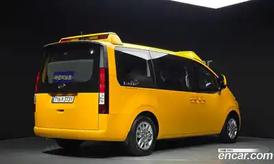 Hyundai Staria 2024 3.5 Автомат в Москве № 517227, миниатюра 2