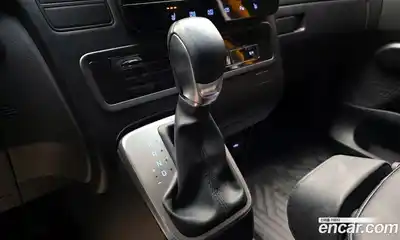 Hyundai Staria 2024 3.5 Автомат в Москве № 517227, миниатюра 9