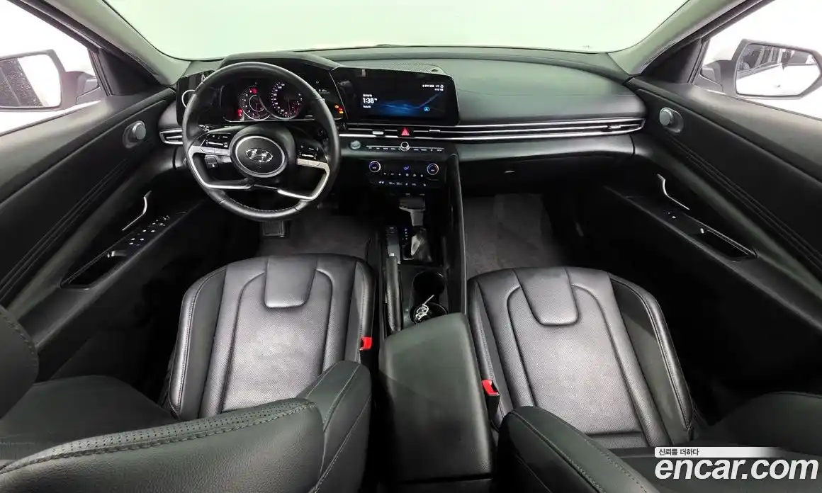 Hyundai Avante 2022 1.6 Автомат в Москве № 517333, фото 7