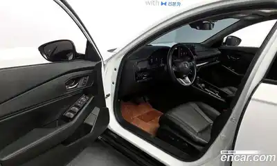 Honda Accord 2024 2.0 Автомат в Москве № 517726, миниатюра 10
