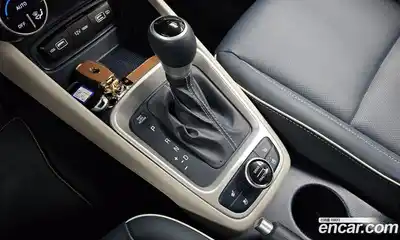 Hyundai Venue 2022 1.6 Автомат в Москве № 517735, миниатюра 9