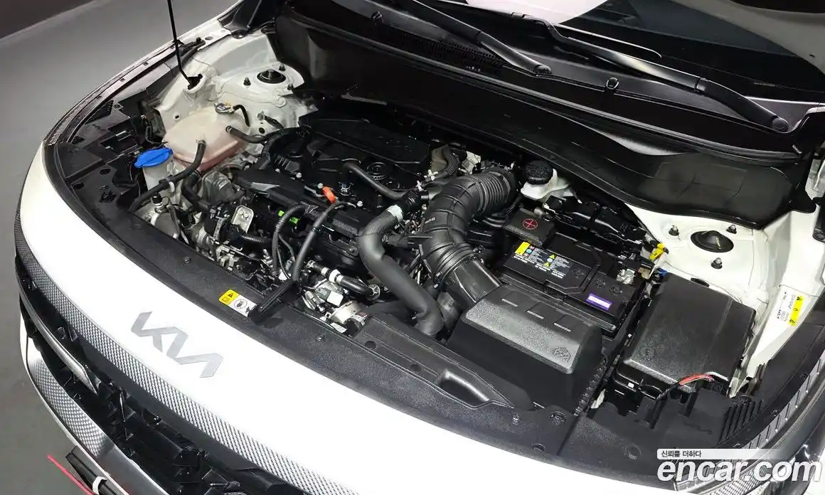 Kia Seltos 2023 1.6 Автомат в Москве № 520031, фото 6