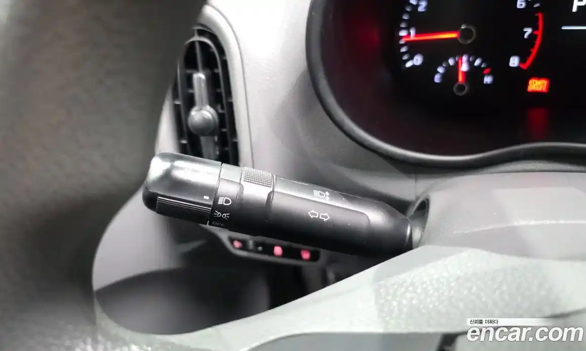 Kia Morning 2021 1.0 Автомат в Москве № 520236, фото 18