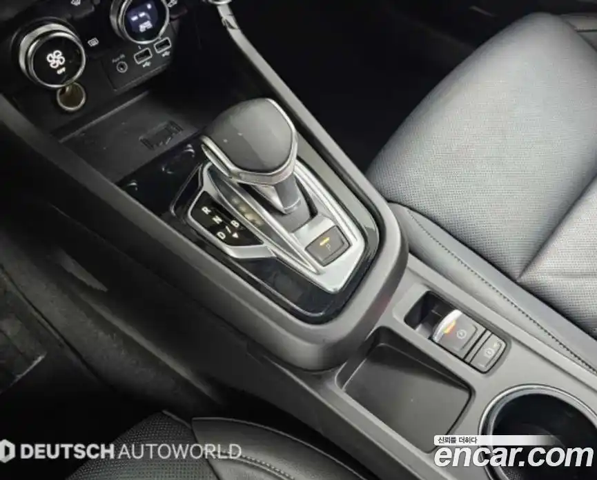 Renault XM3 2024 1.6 Автомат в Москве № 520456, фото 9