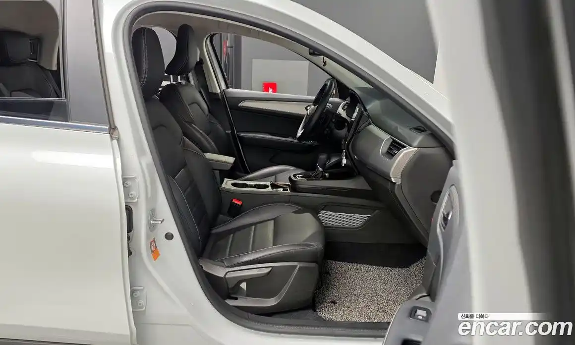 Renault XM3 2023 1.6 Автомат в Москве № 520459, фото 11