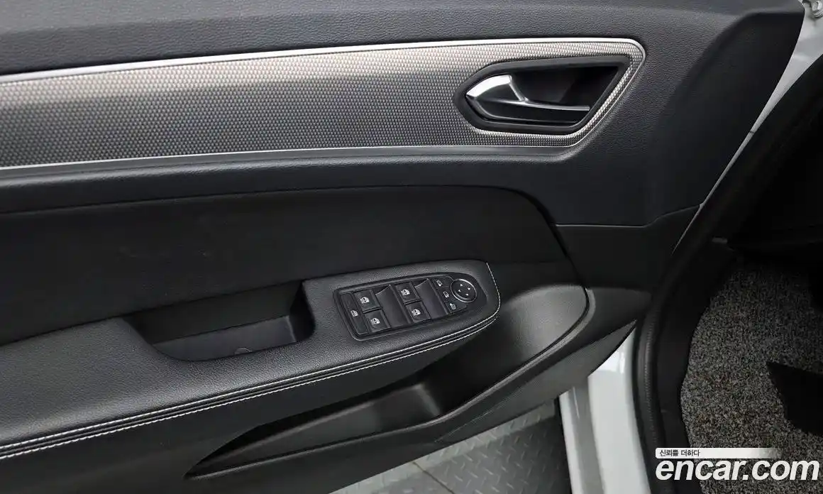 Renault XM3 2023 1.6 Автомат в Москве № 520459, фото 18