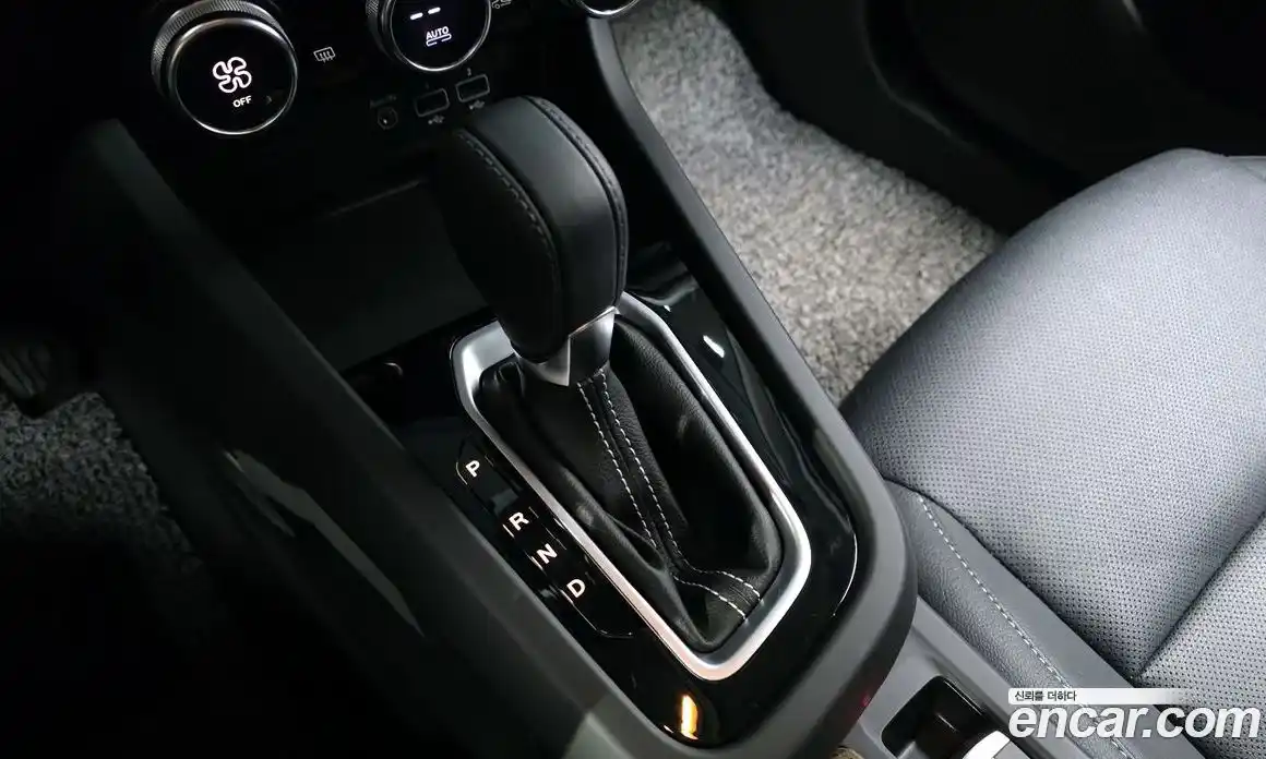 Renault XM3 2023 1.6 Автомат в Москве № 520459, фото 9