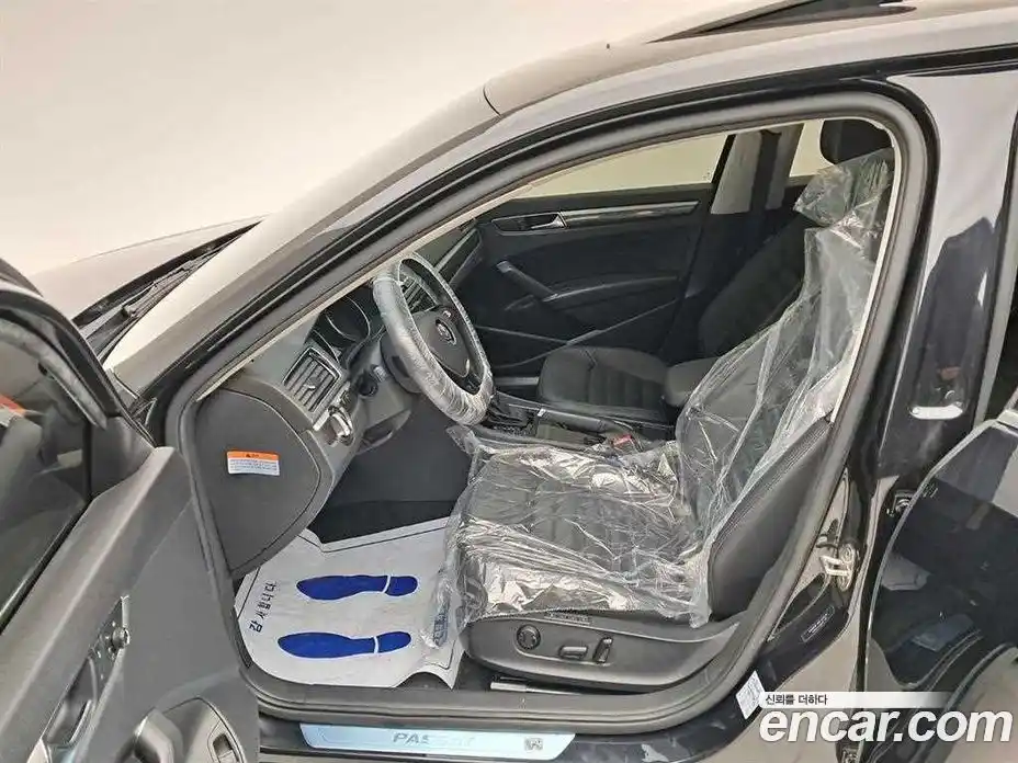 Volkswagen Passat 2018 2.0 Автомат в Москве № 521458, фото 11