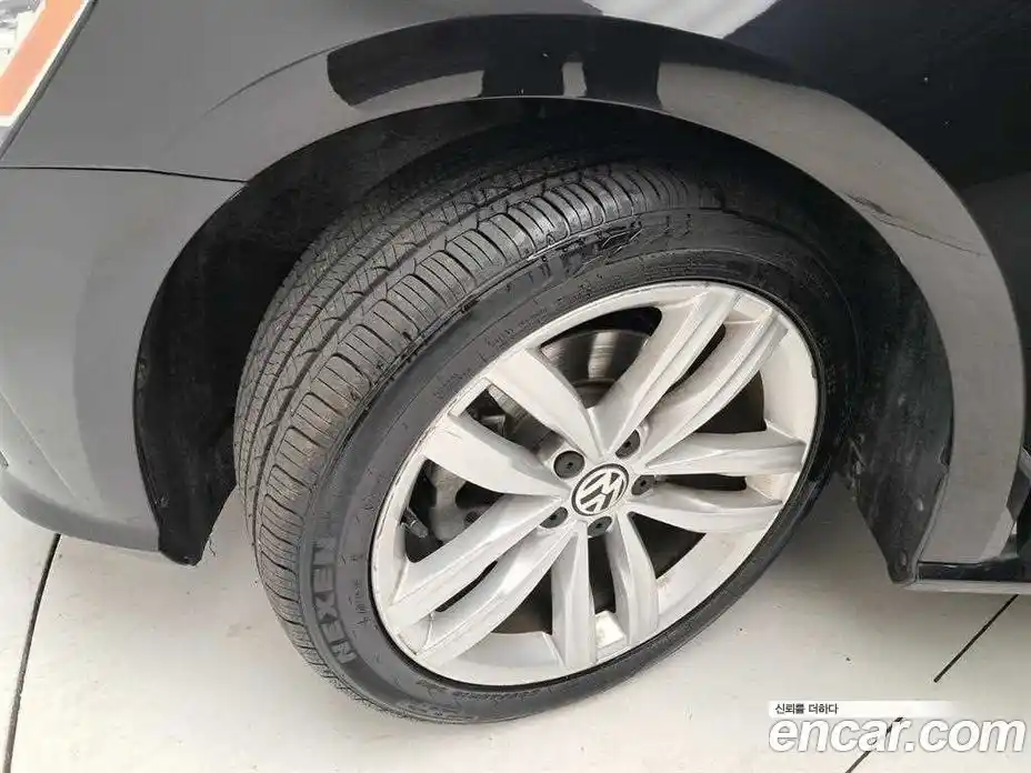 Volkswagen Passat 2018 2.0 Автомат в Москве № 521458, фото 20