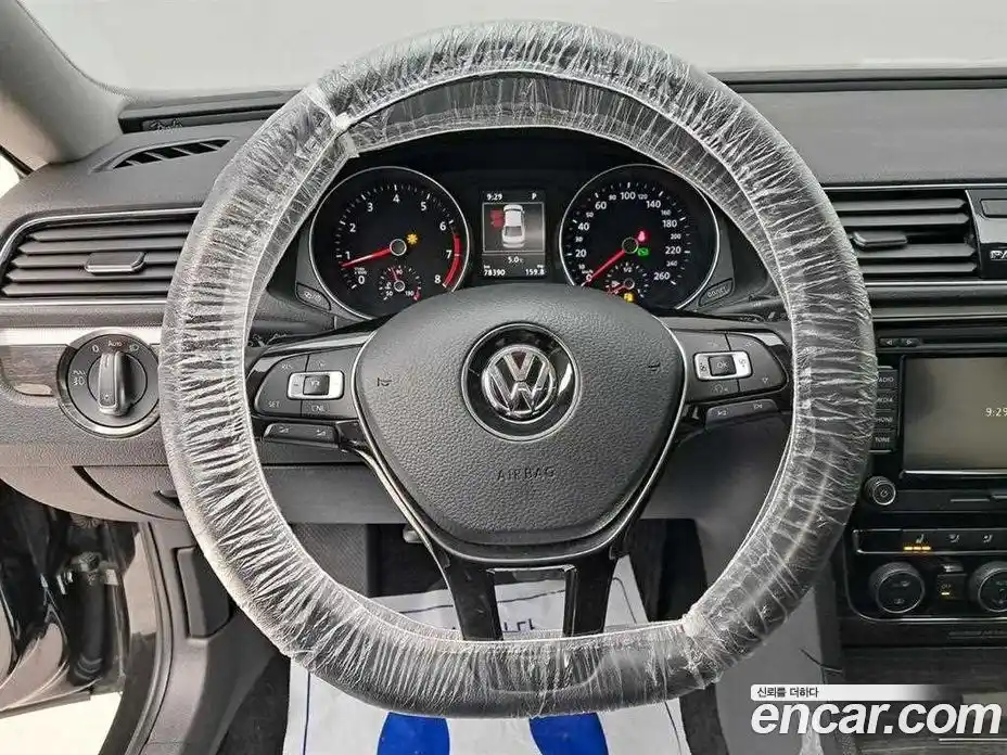 Volkswagen Passat 2018 2.0 Автомат в Москве № 521458, фото 7