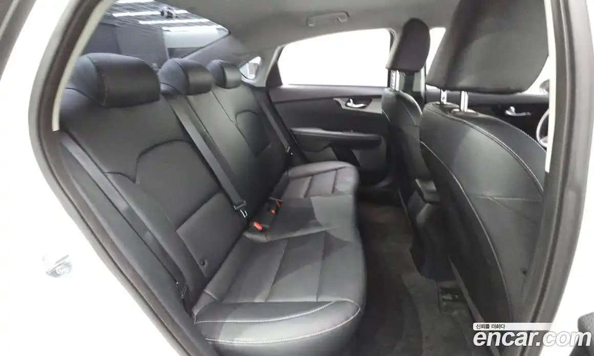 Kia K3 2024 1.6 Автомат в Москве № 522467, фото 12