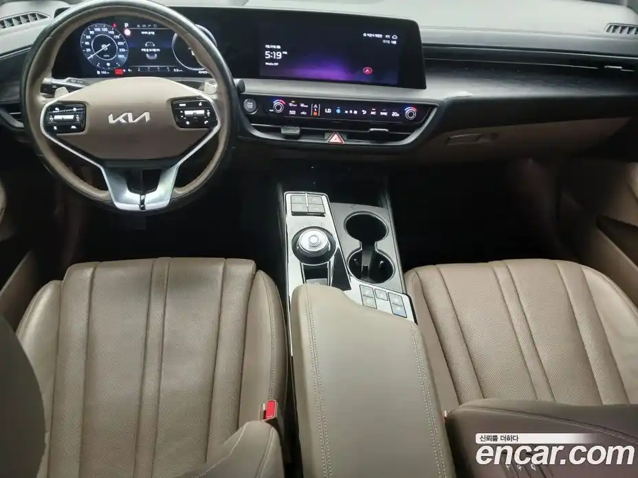 Kia K8 2022 2.5 Автомат в Москве № 522743, фото 15