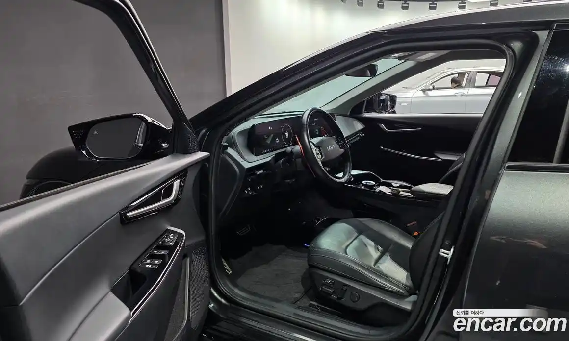 Kia EV6 2023 0.1 Автомат в Москве № 522825, фото 11