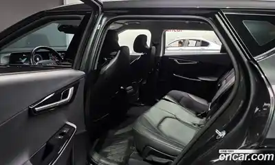 Kia EV6 2023 0.1 Автомат в Москве № 522825, миниатюра 12