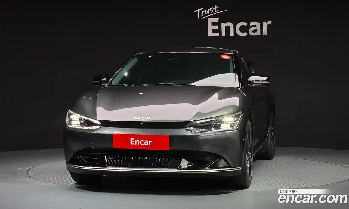 Kia EV6 2023 0.1 Автомат в Москве № 522825, фото 3