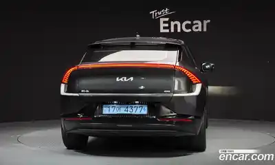 Kia EV6 2023 0.1 Автомат в Москве № 522825, миниатюра 4