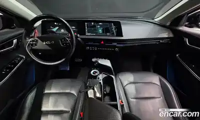 Kia EV6 2023 0.1 Автомат в Москве № 522825, миниатюра 7