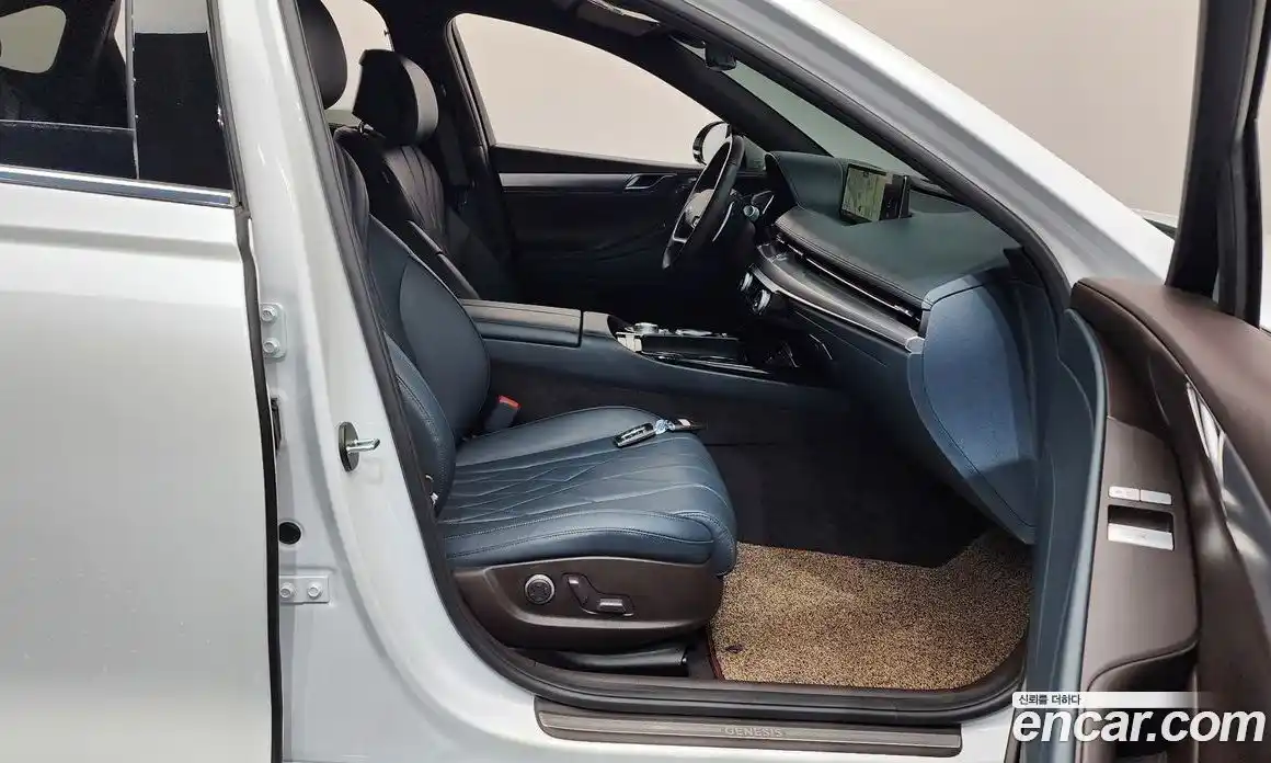 Genesis G80 2022 2.5 Автомат в Москве № 523843, фото 11