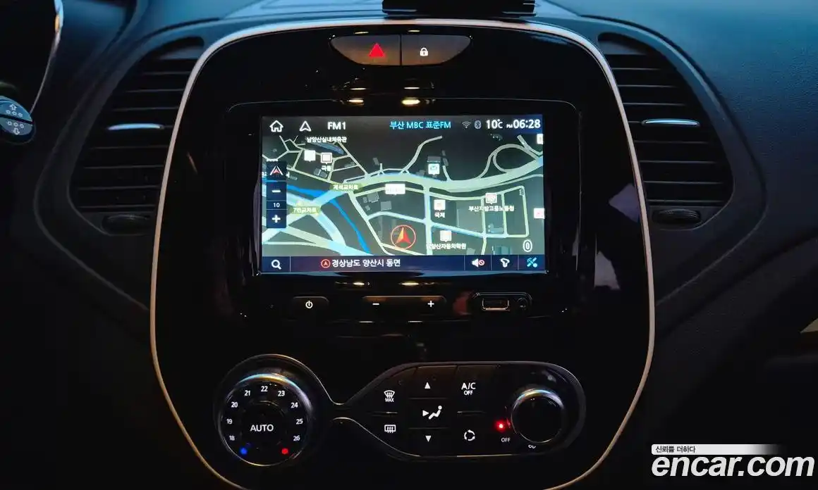 Renault QM3 2018 1.5 Автомат в Москве № 524360, фото 16