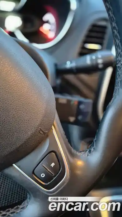 Renault QM3 2018 1.5 Автомат в Москве № 524360, фото 17