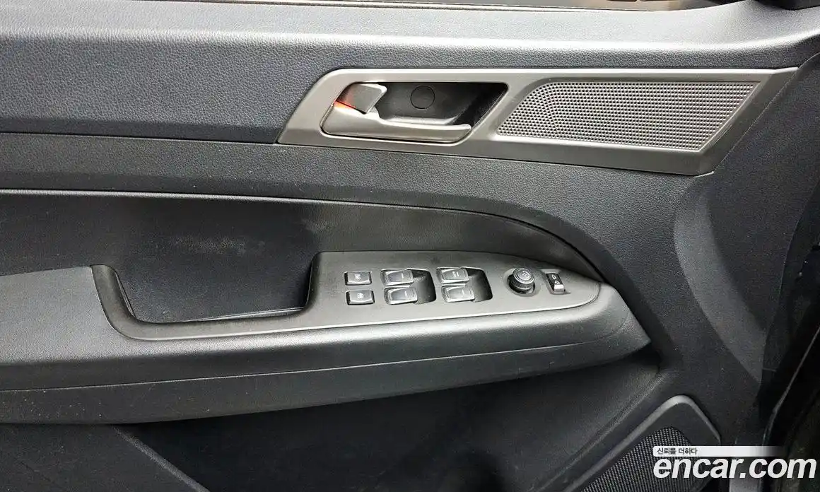 SsangYong Rexton 2018 2.2 Автомат в Москве № 526399, фото 16