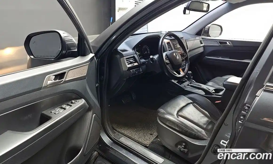 SsangYong Rexton 2018 2.2 Автомат в Москве № 526399, фото 10