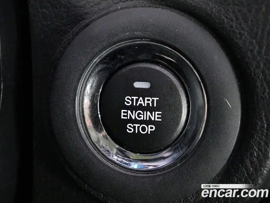 SsangYong Rexton 2013 2.0 Автомат в Москве № 526965, фото 17