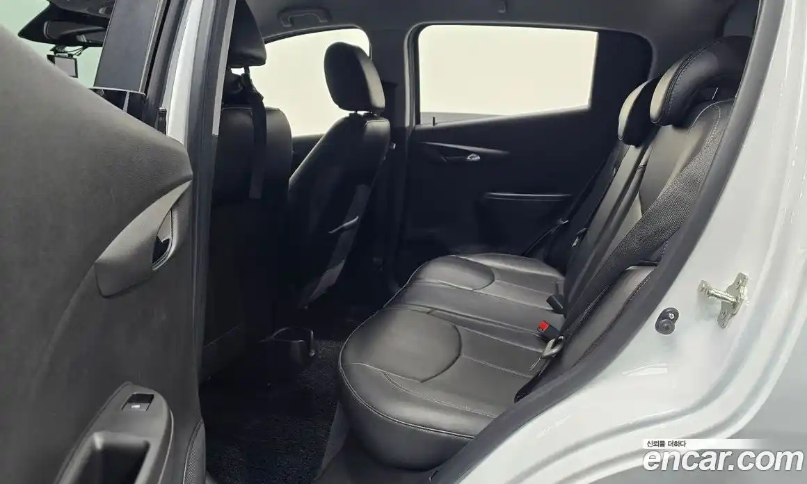 Chevrolet Spark 2018 1.0 Автомат в Москве № 527666, фото 12