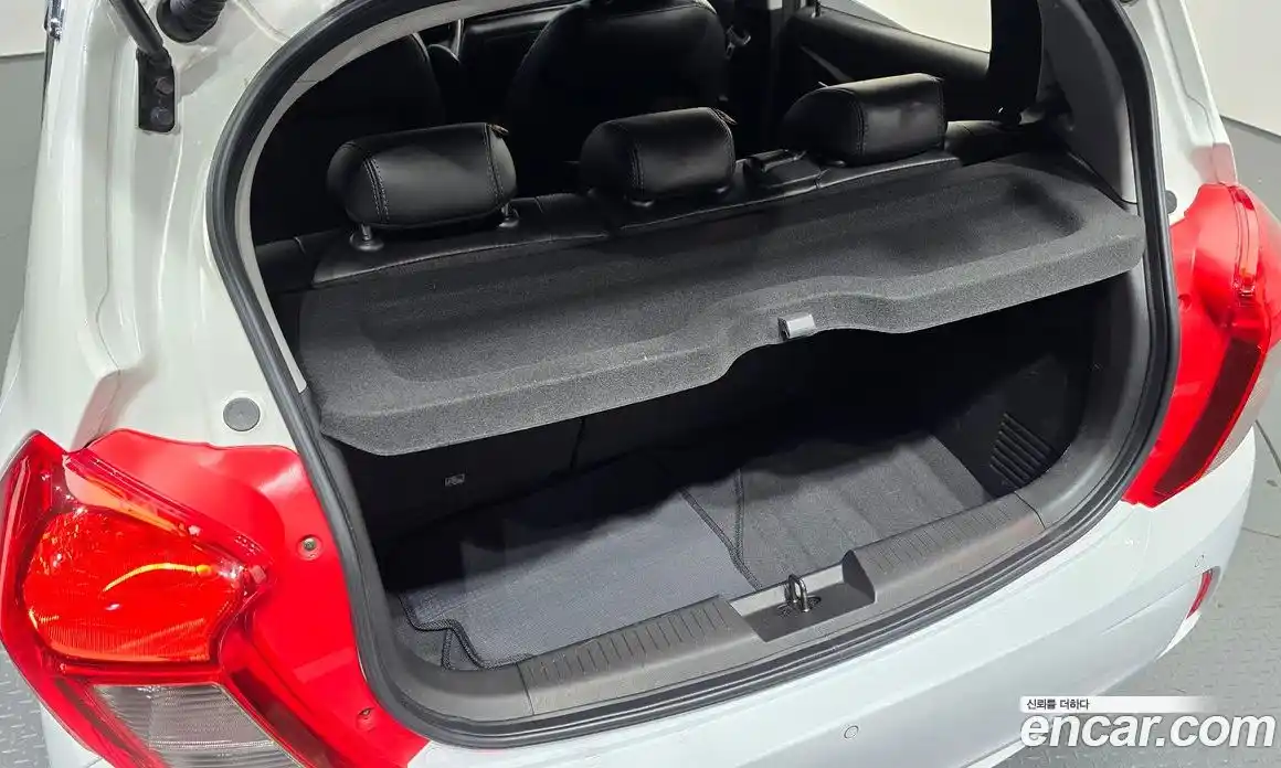 Chevrolet Spark 2018 1.0 Автомат в Москве № 527666, фото 19