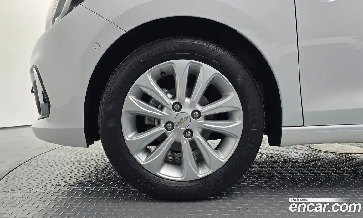 Chevrolet Spark 2018 1.0 Автомат в Москве № 527666, фото 5