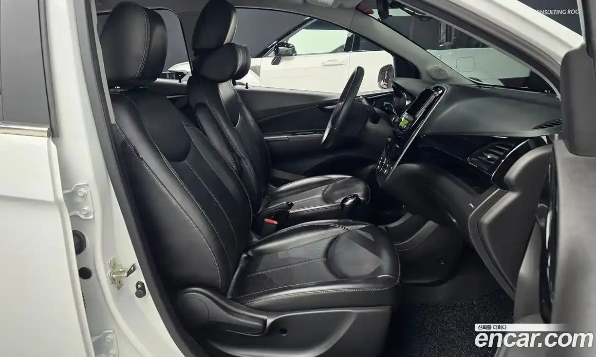 Chevrolet Spark 2018 1.0 Автомат в Москве № 527666, фото 10